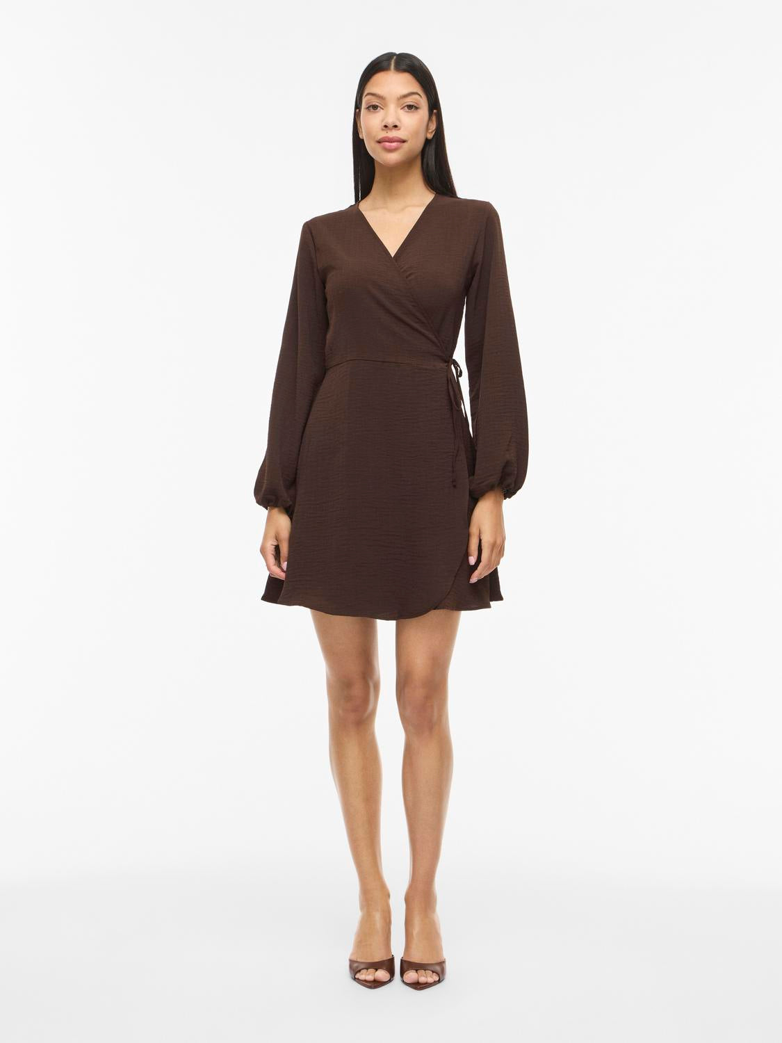 model_shot-front